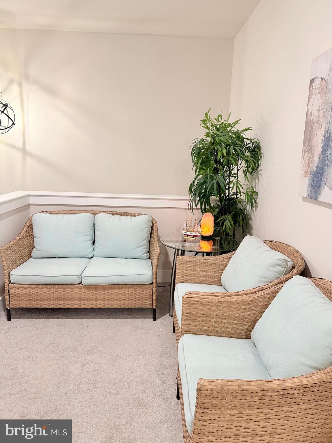 LOCHIEL FARM - Residential Lease