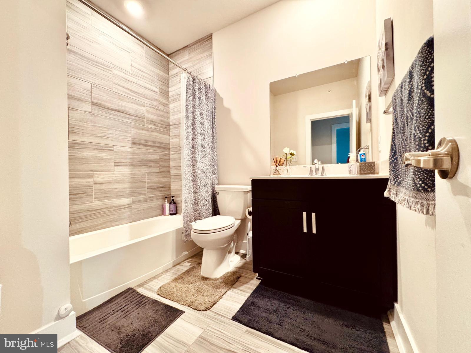 LOCHIEL FARM - Residential Lease