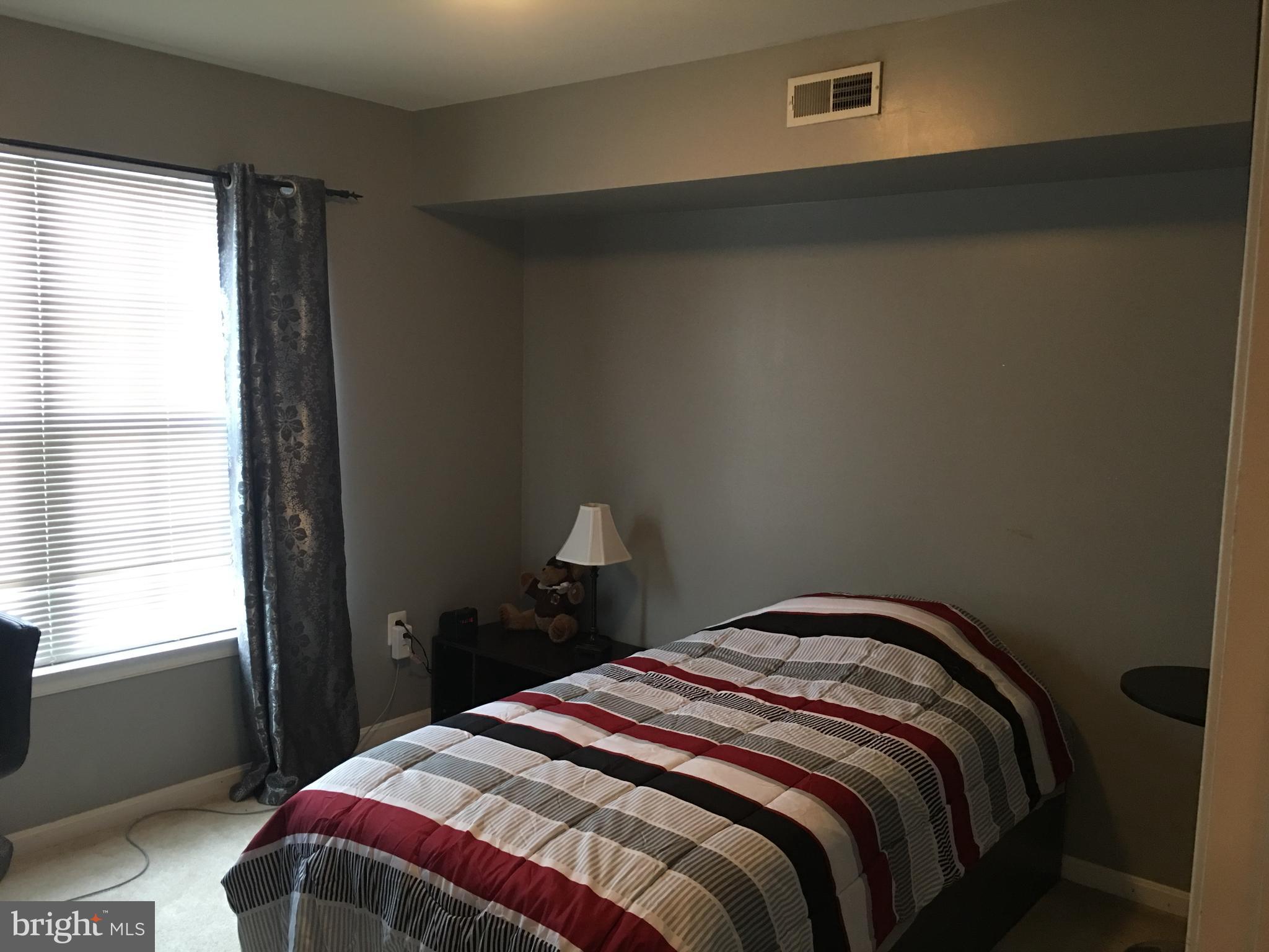 CEDAR LEE CONDOMINIUM - Residential