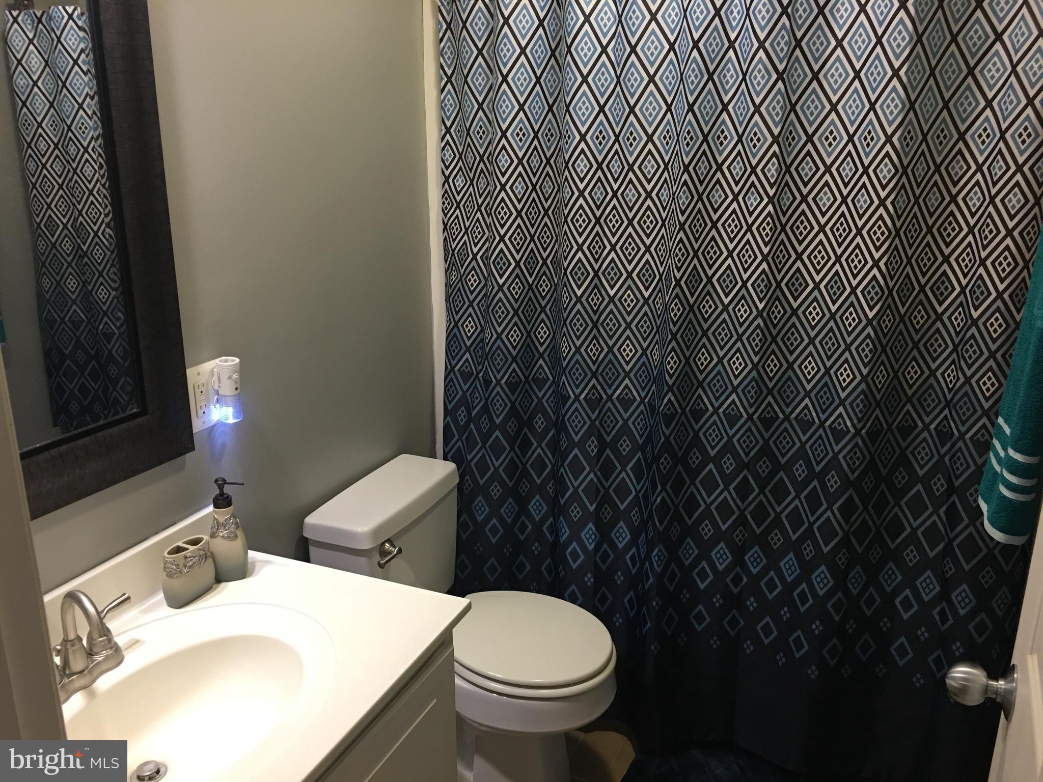 CEDAR LEE CONDOMINIUM - Residential