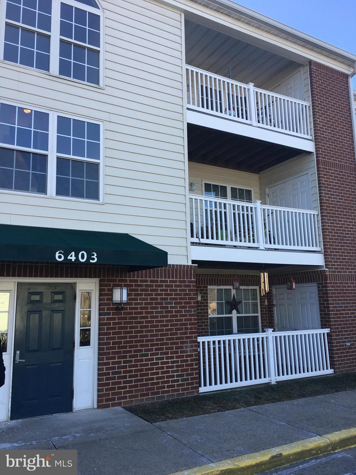 CEDAR LEE CONDOMINIUM - Residential