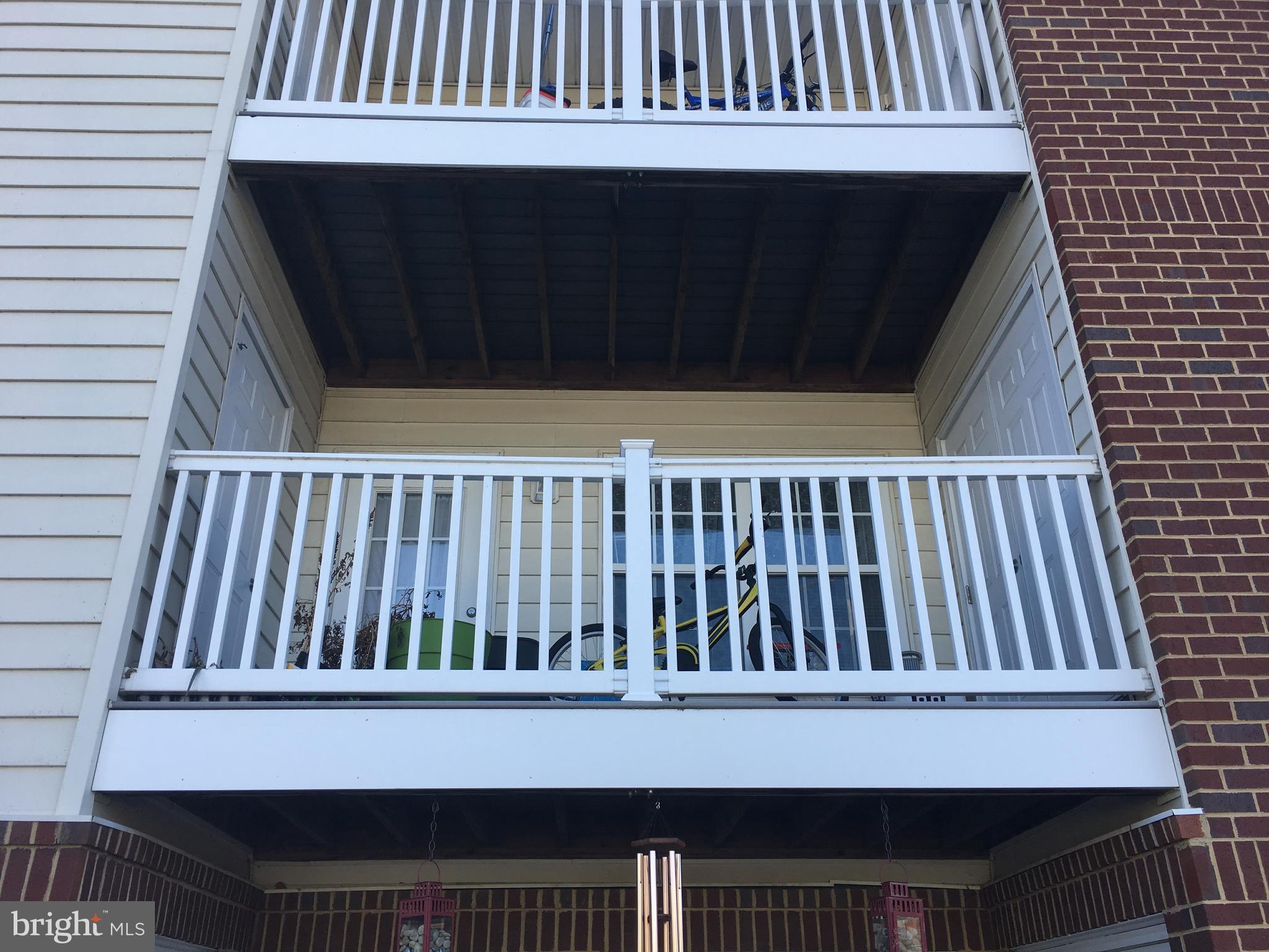 CEDAR LEE CONDOMINIUM - Residential