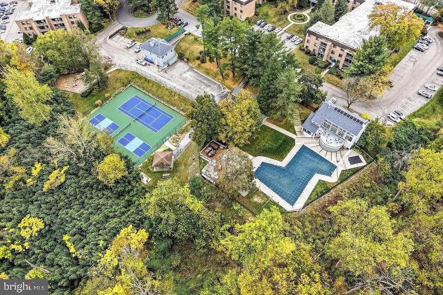 OAK HILL - Residential