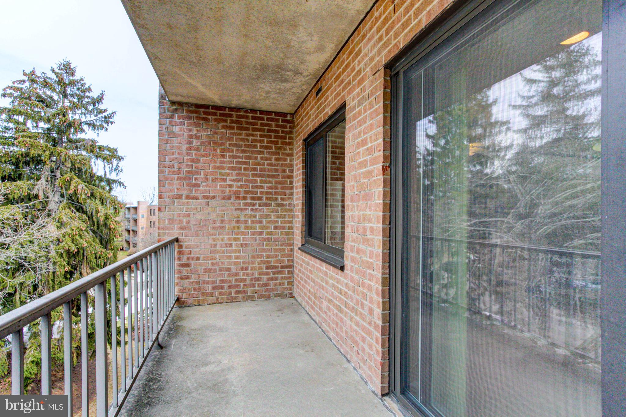 OAK HILL - Residential