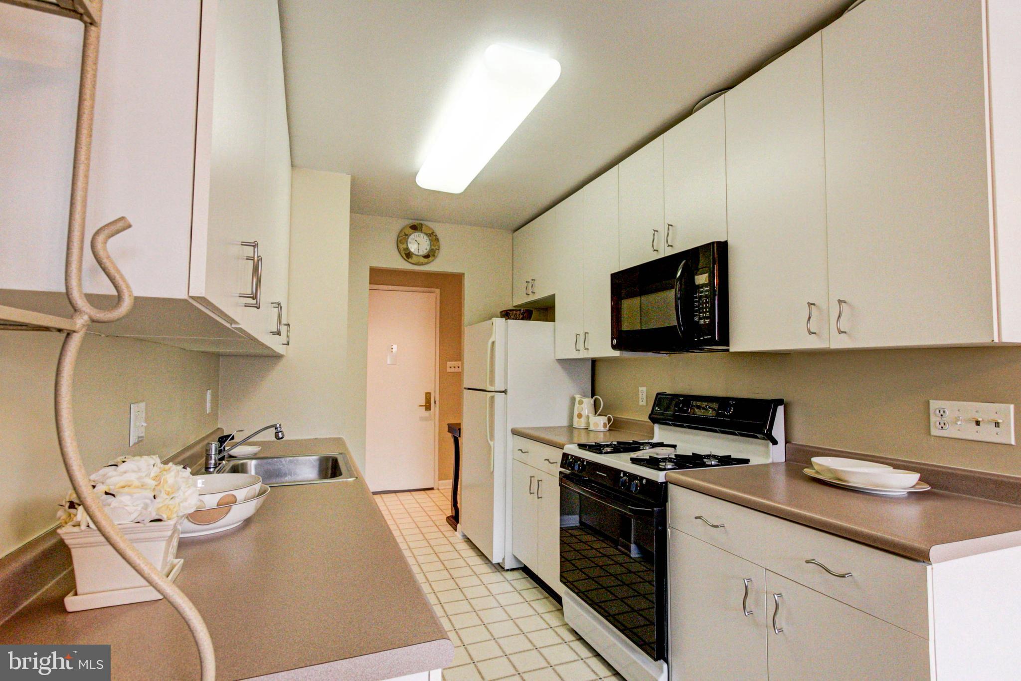 OAK HILL - Residential