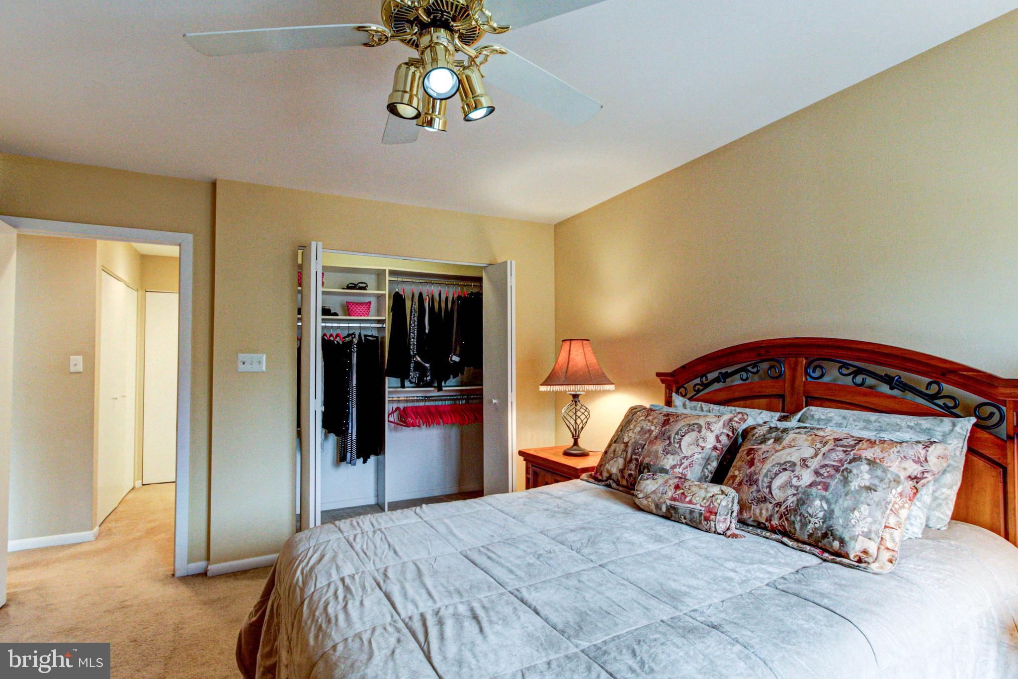 OAK HILL - Residential