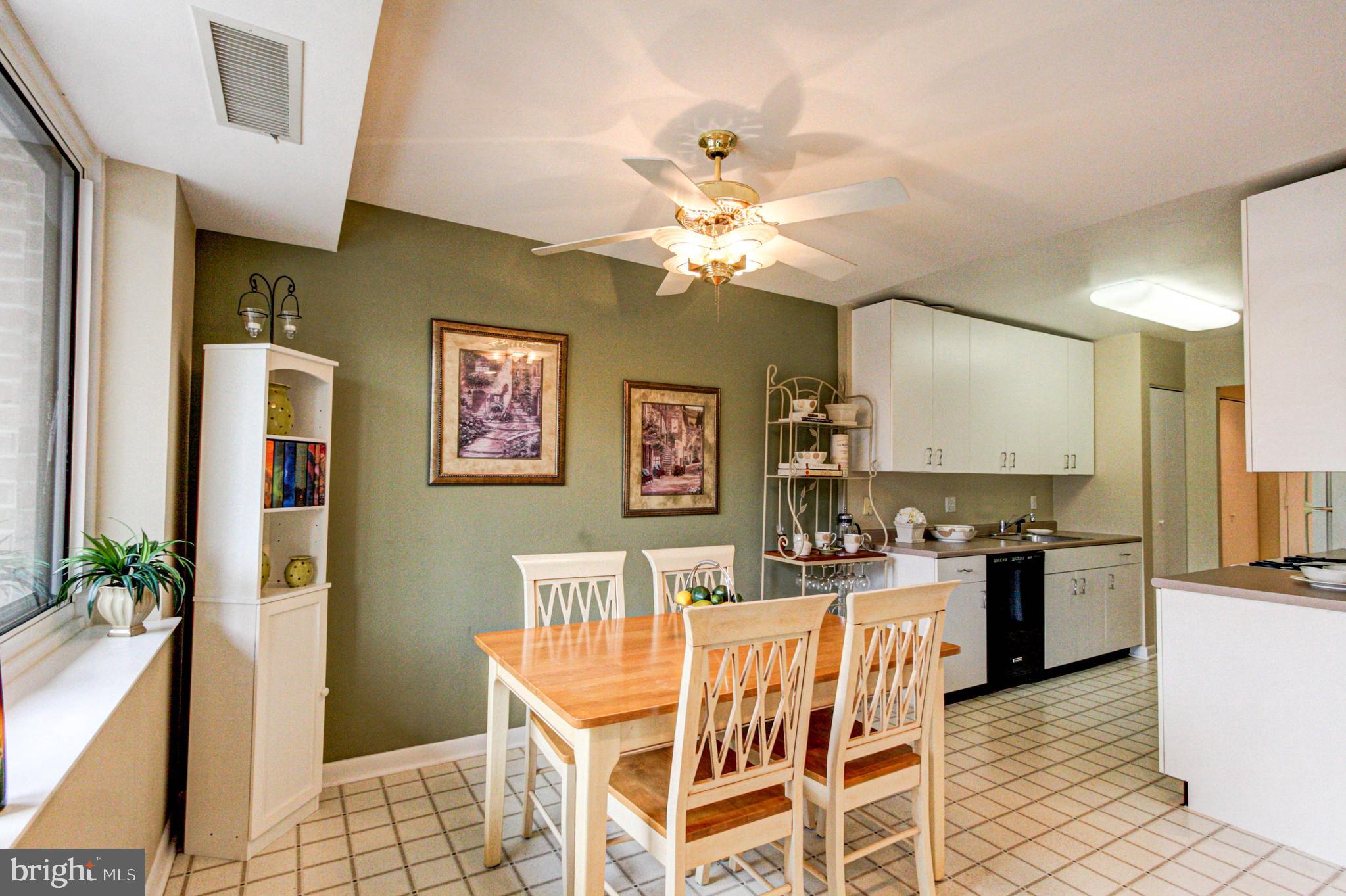 OAK HILL - Residential