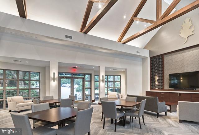 OAK HILL - Residential