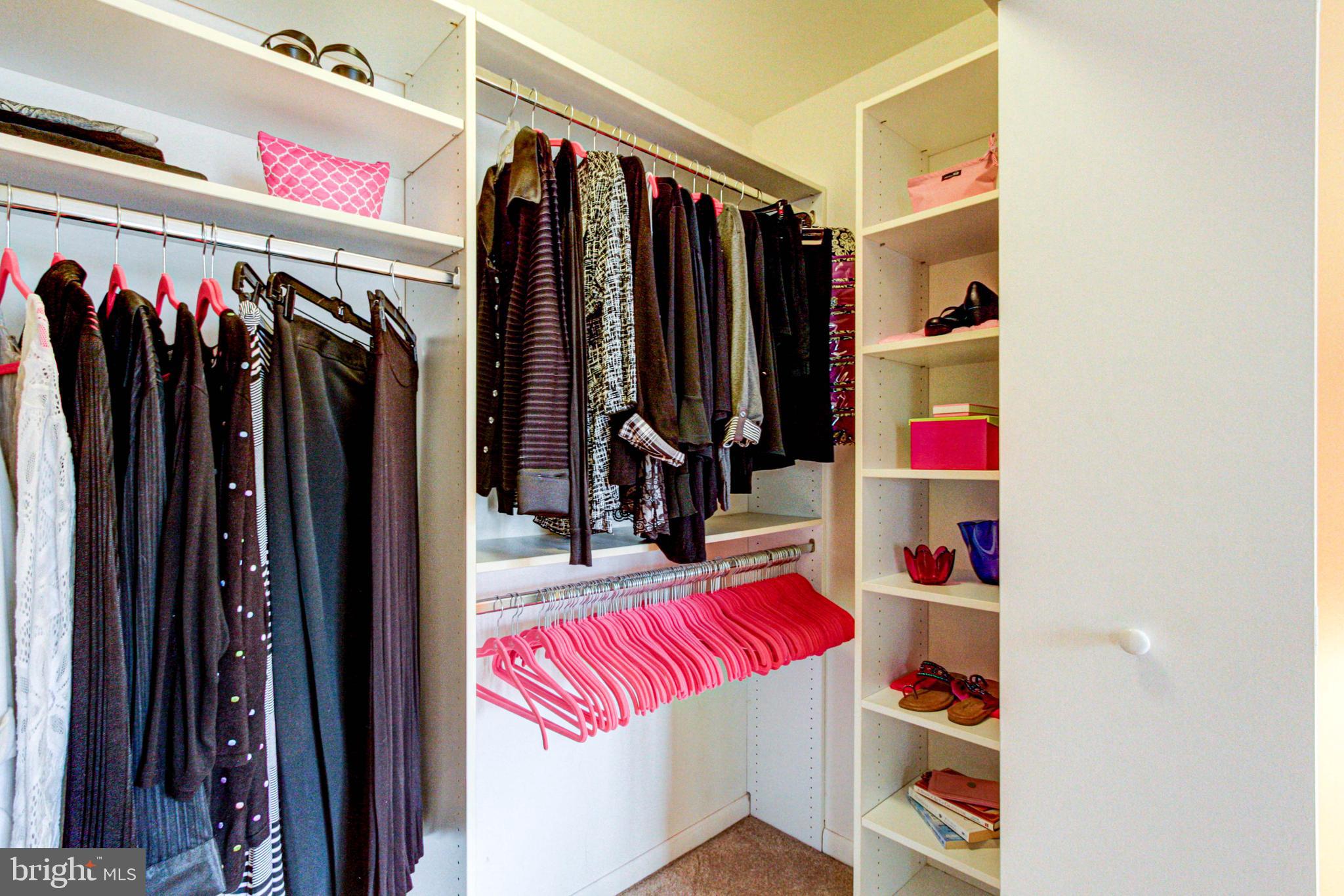 OAK HILL - Residential