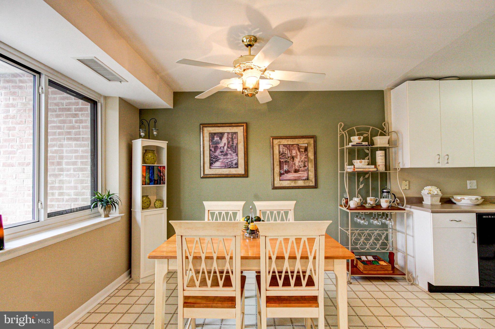 OAK HILL - Residential