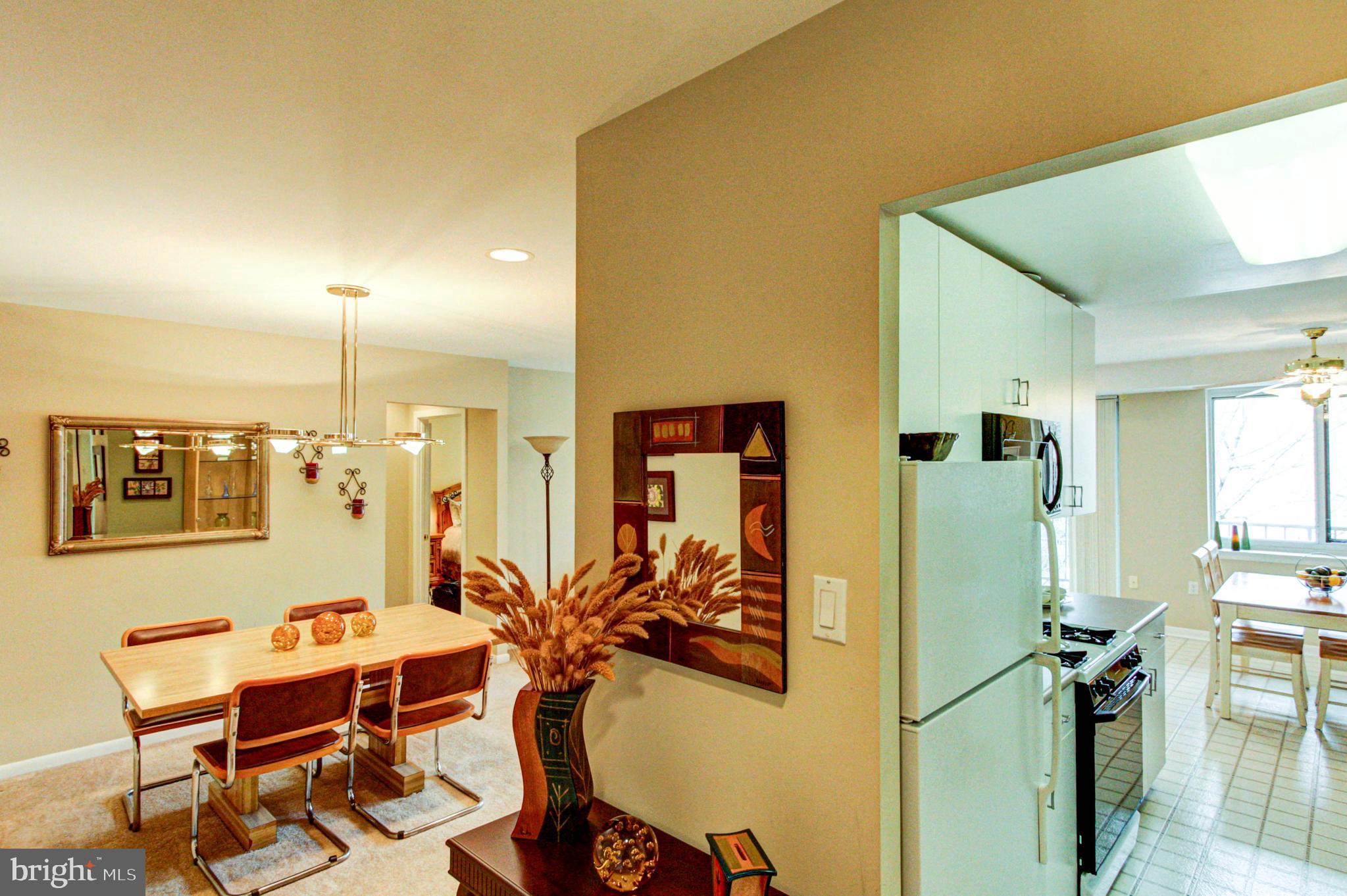 1655 OAKWOOD DRIVE CONDO 403