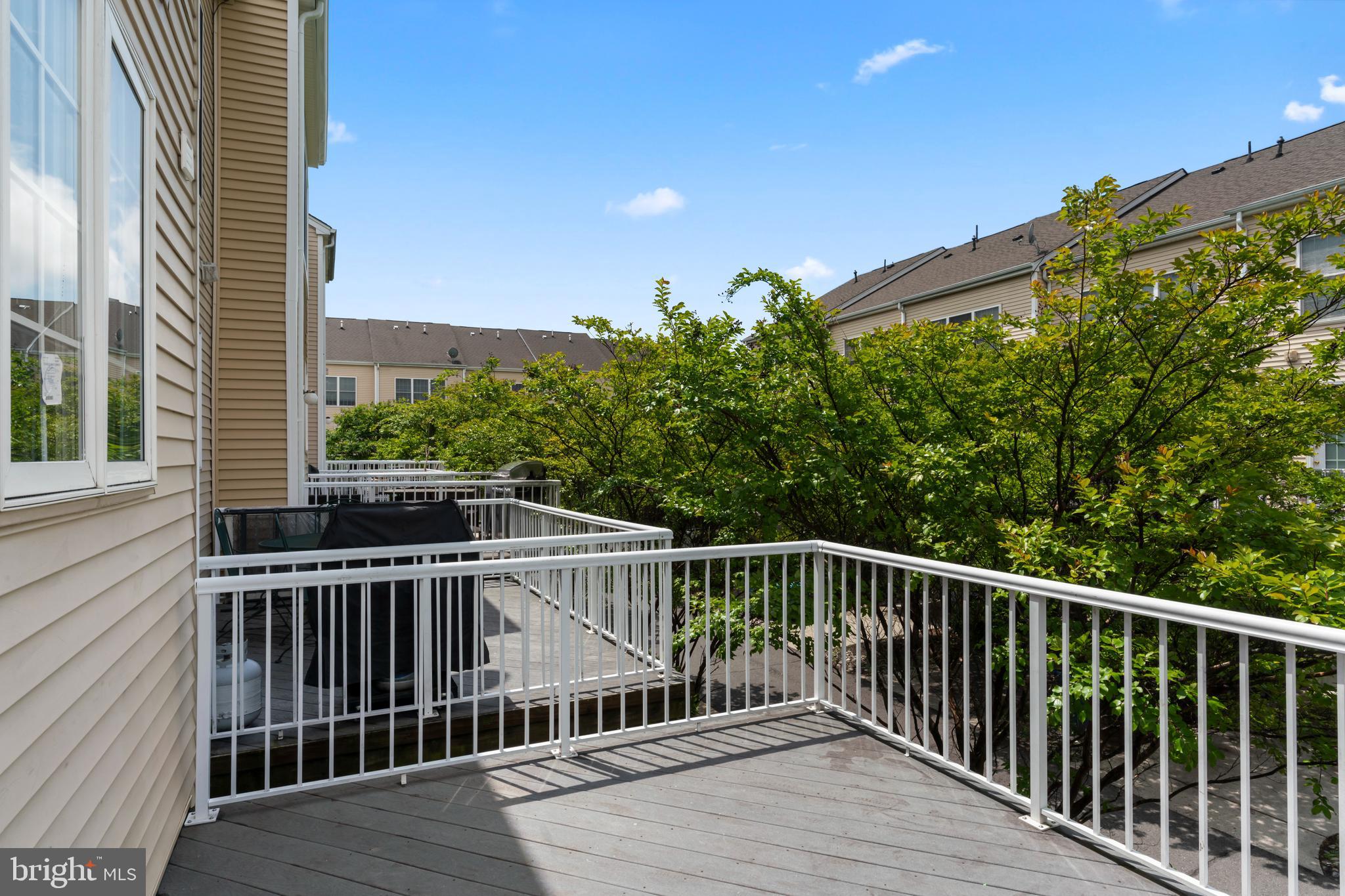 SOUTH RIDING - Residential Lease