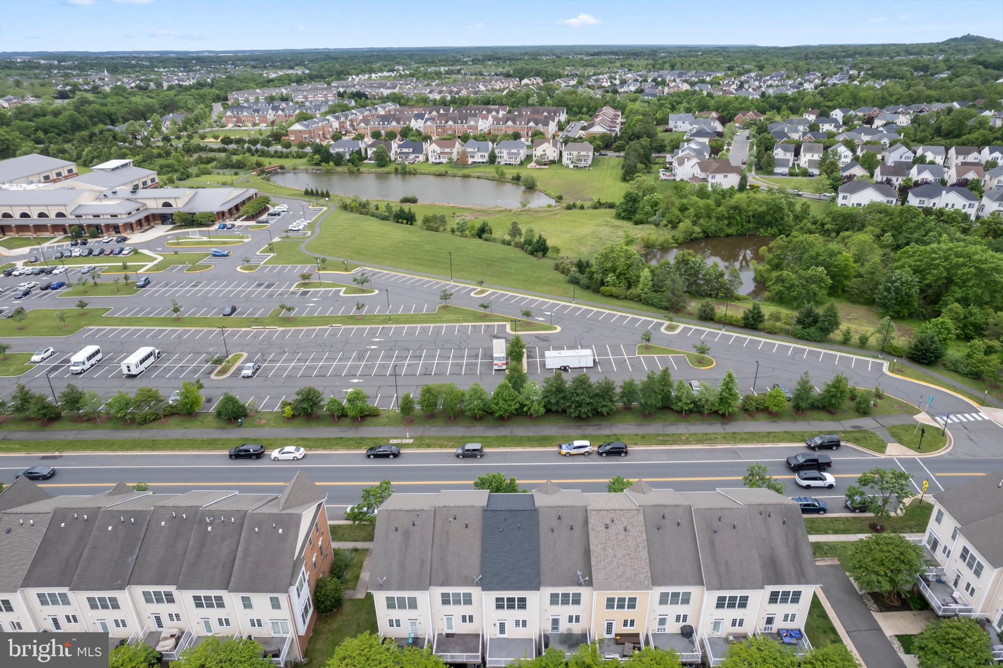 SOUTH RIDING - Residential Lease