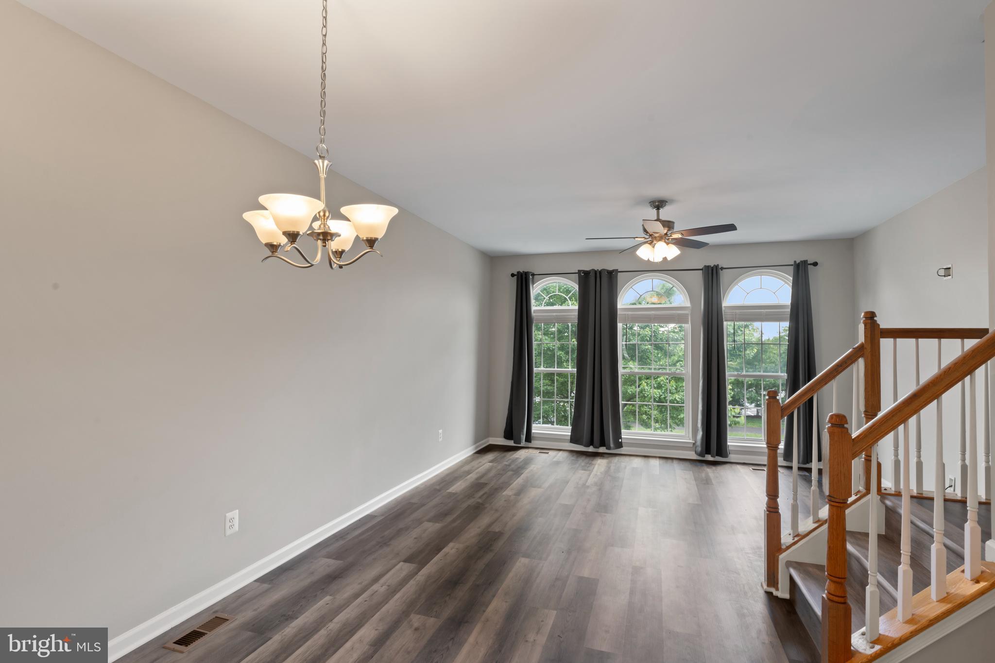 SOUTH RIDING - Residential Lease