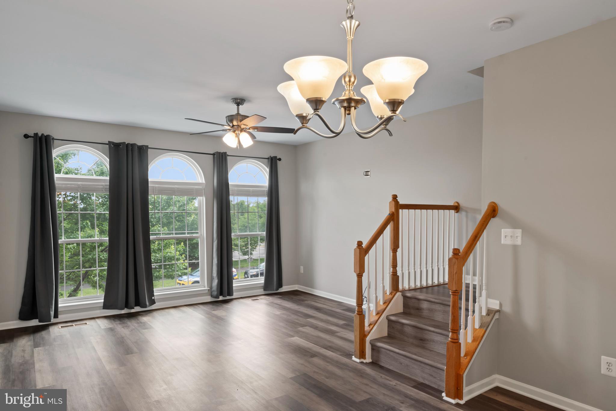 SOUTH RIDING - Residential Lease