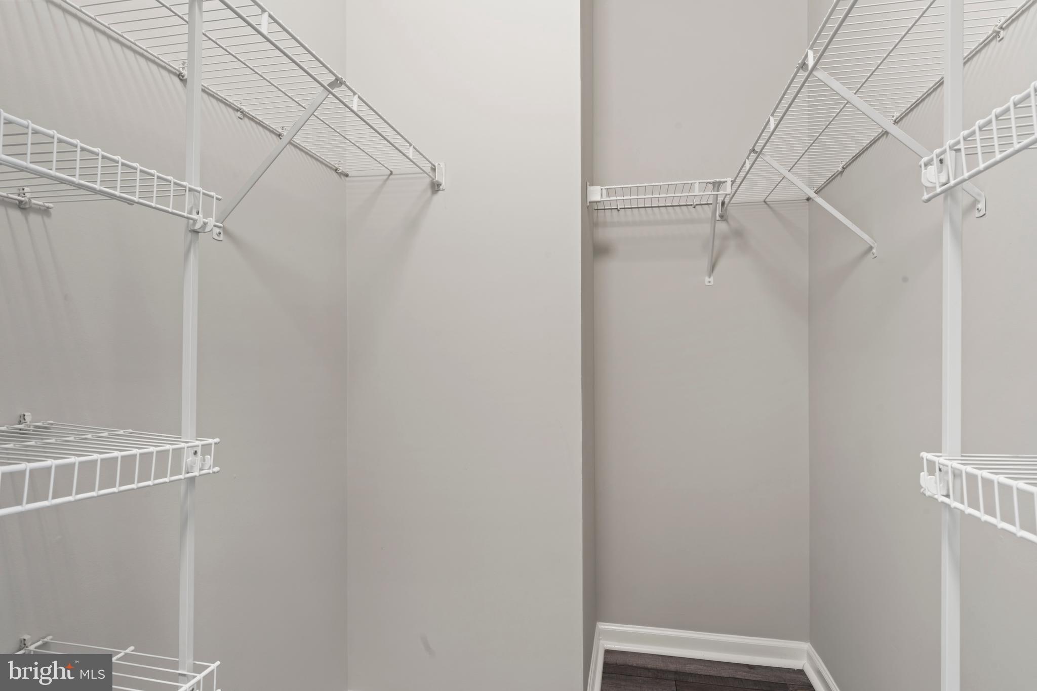 SOUTH RIDING - Residential Lease