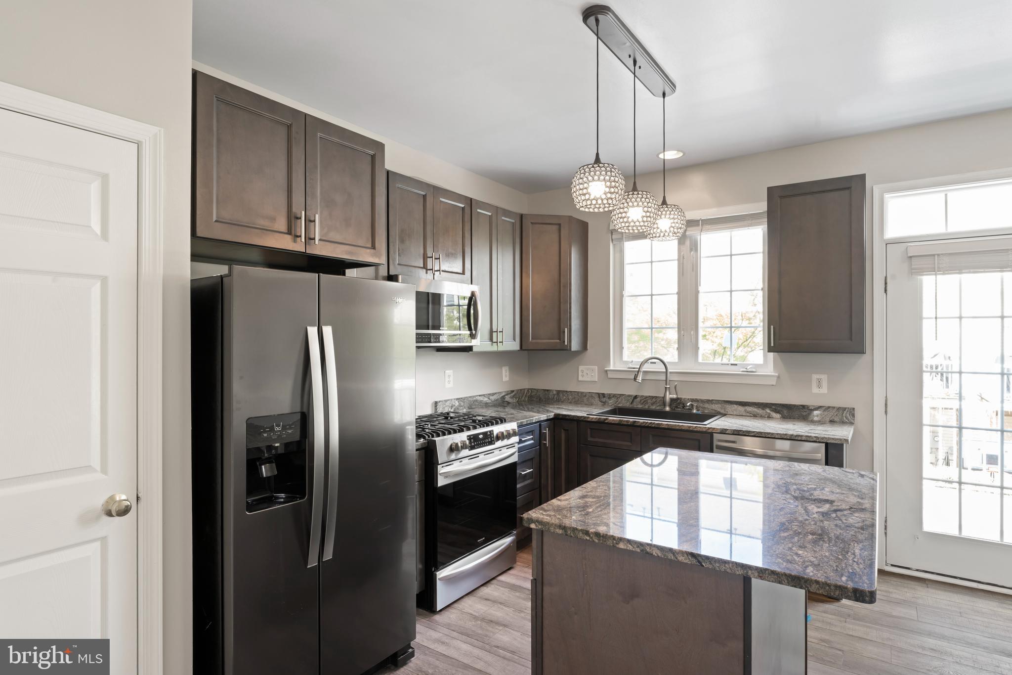 SOUTH RIDING - Residential Lease