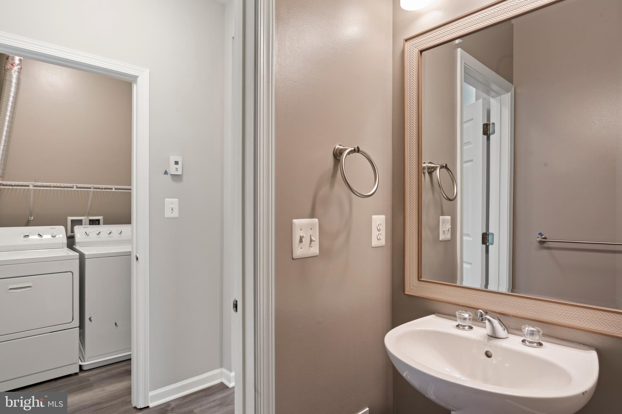 SOUTH RIDING - Residential Lease