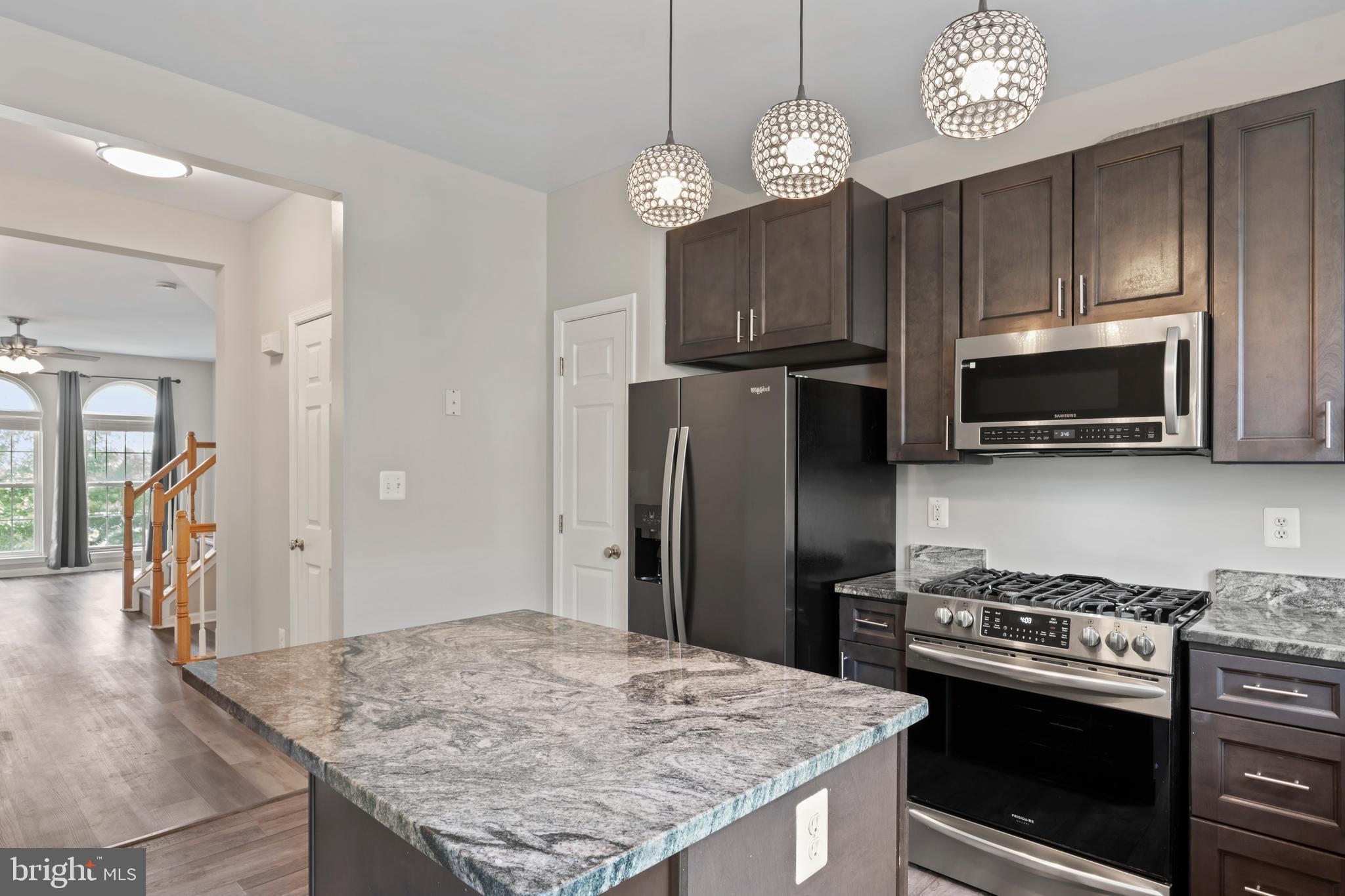 SOUTH RIDING - Residential Lease