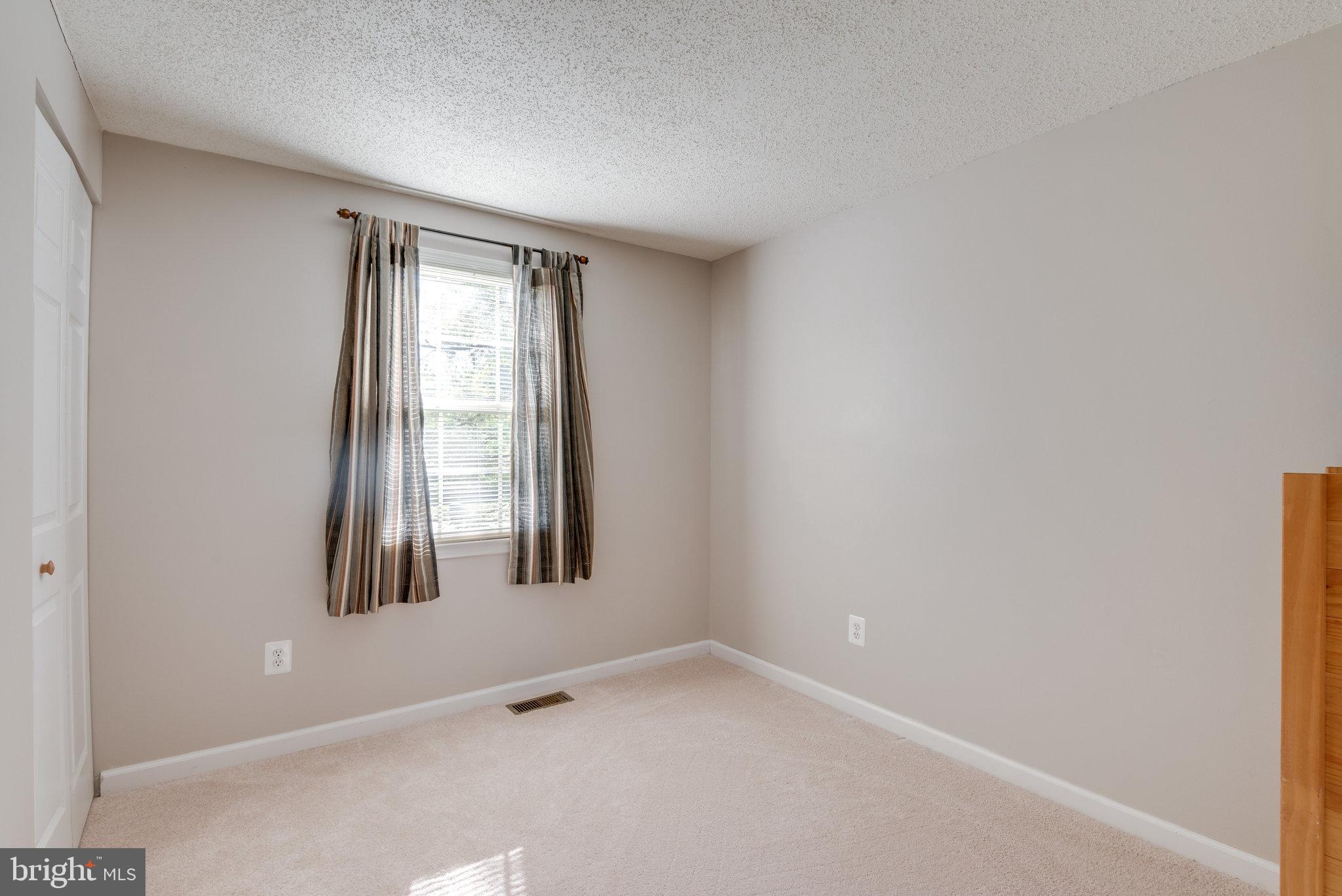 HUNTERS CREEK - Residential