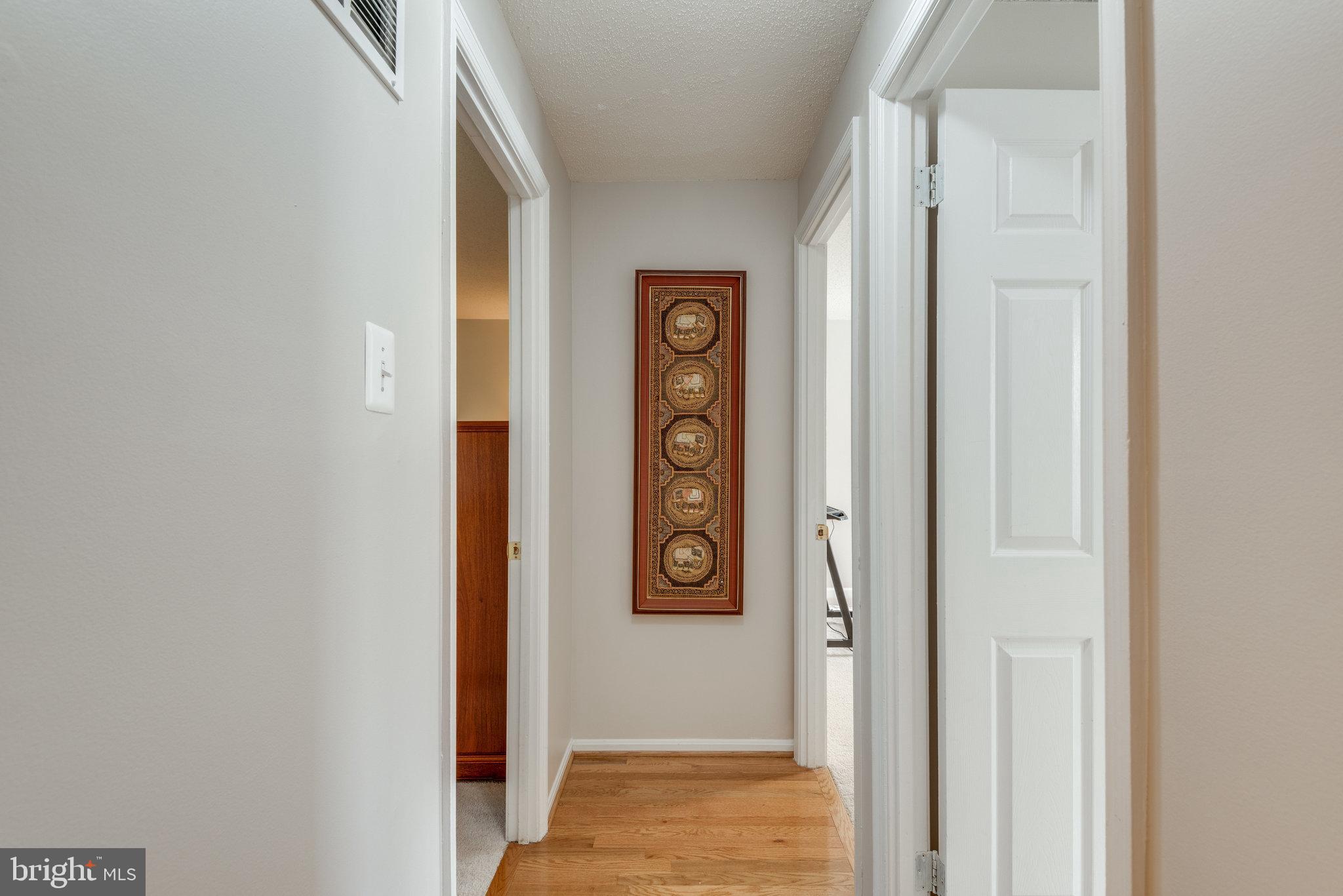 HUNTERS CREEK - Residential