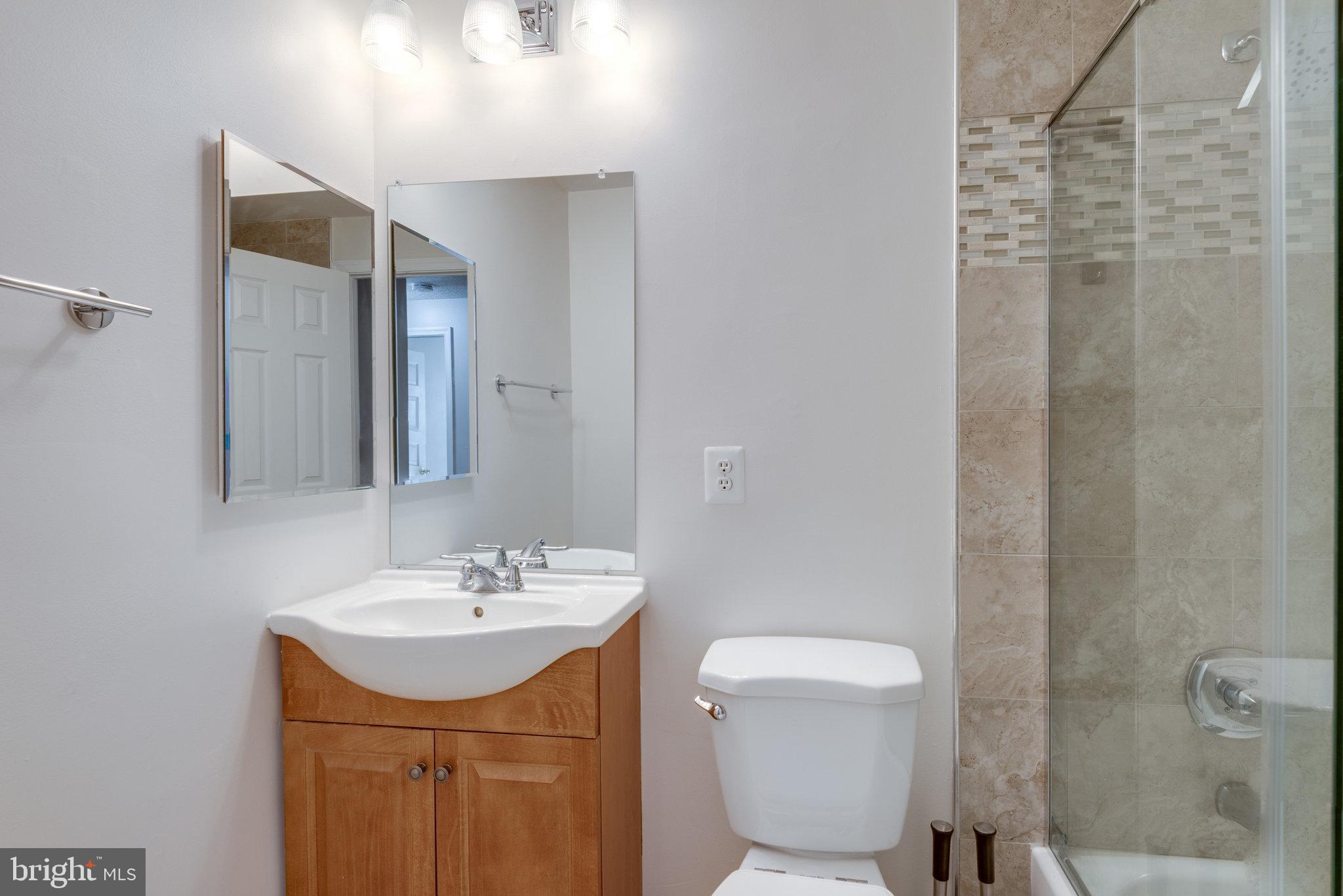 HUNTERS CREEK - Residential