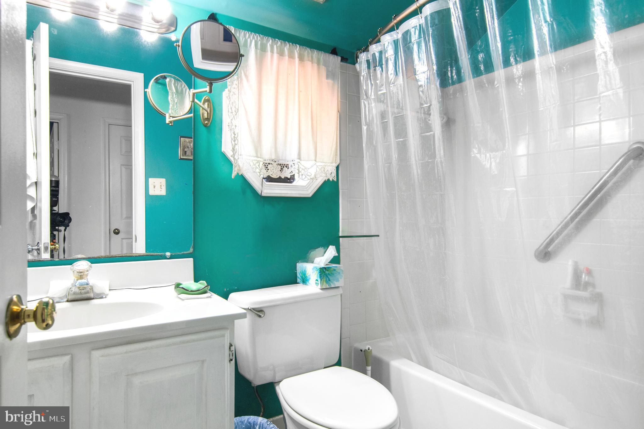 SIGNAL HILL - Residential