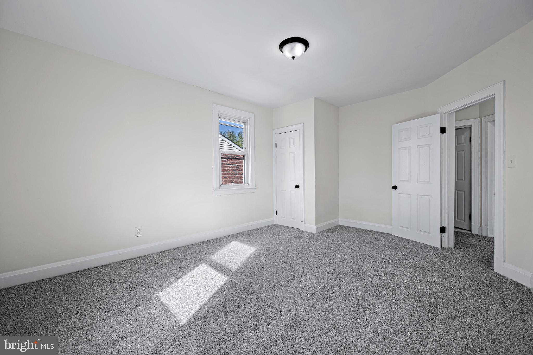 HAMILTON - Residential