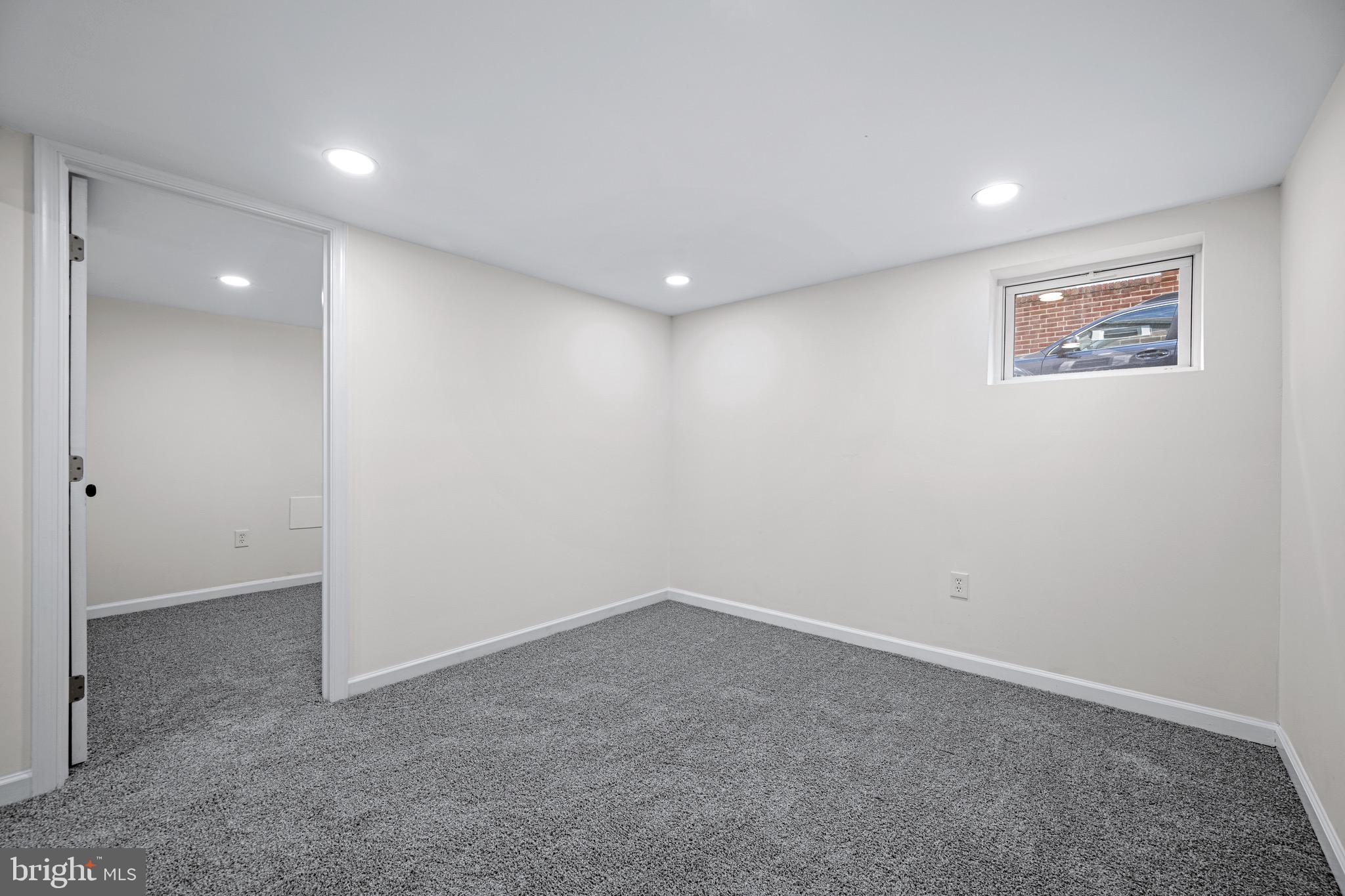 HAMILTON - Residential