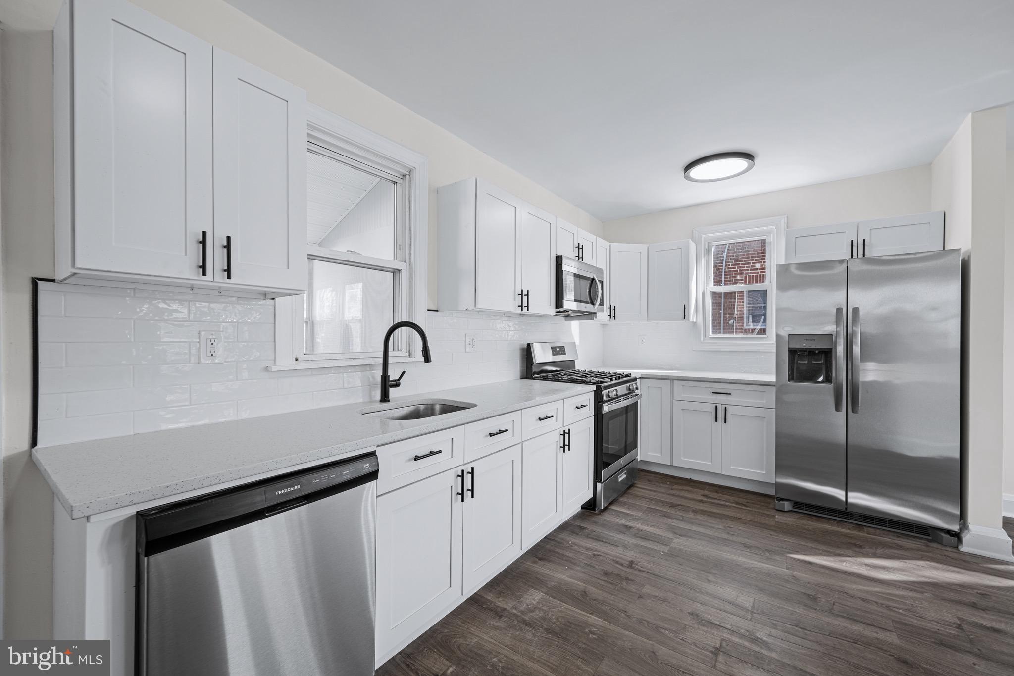 HAMILTON - Residential