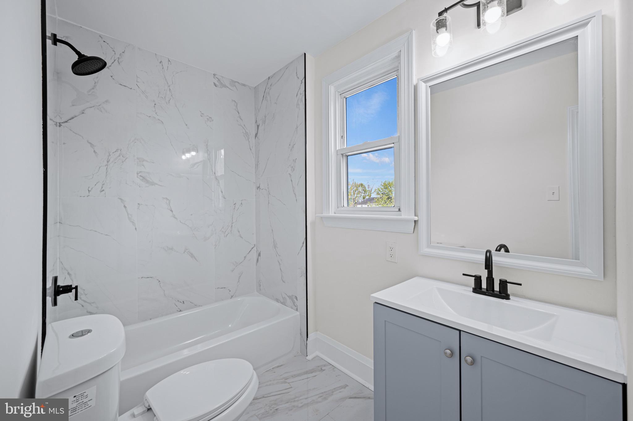 HAMILTON - Residential