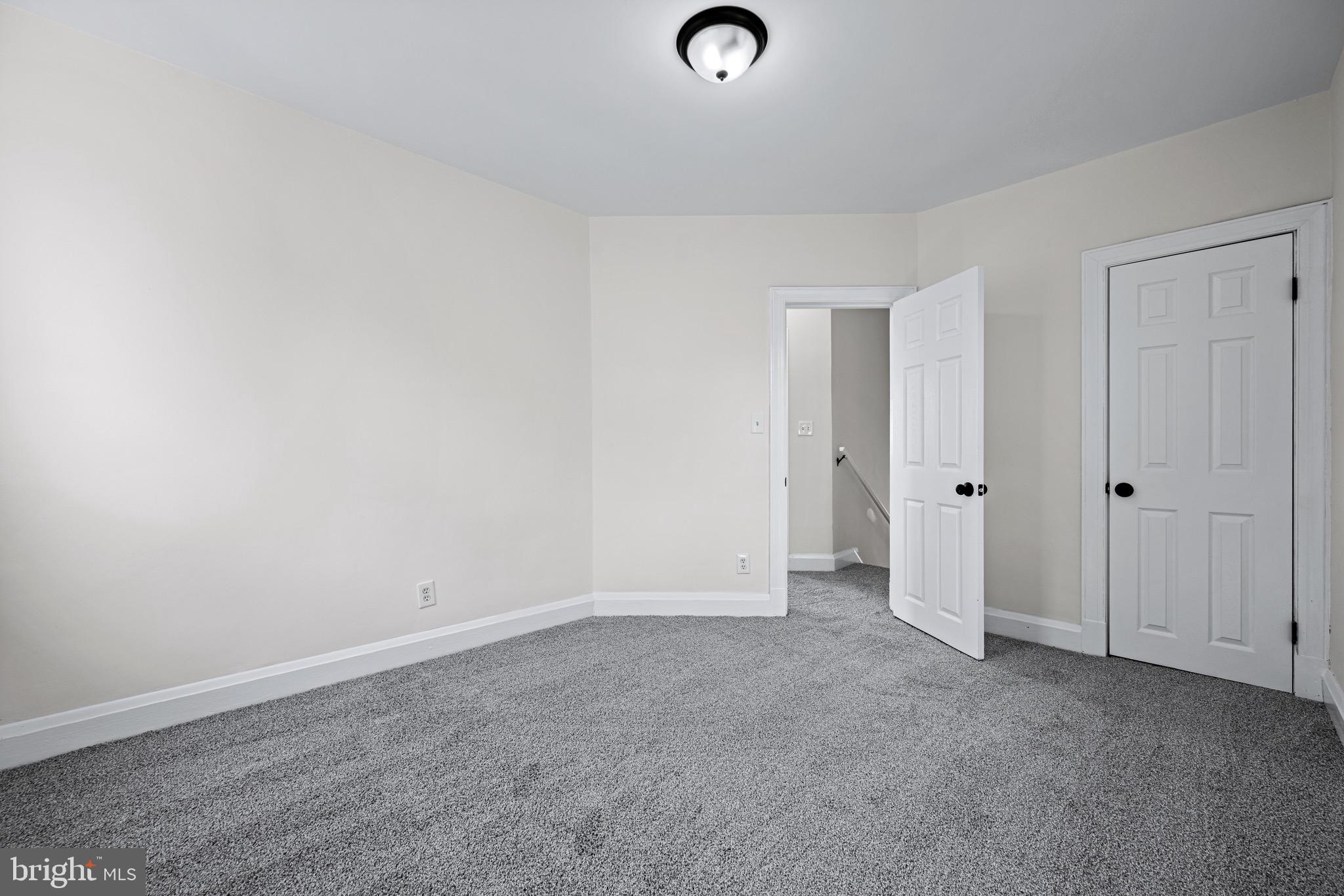 HAMILTON - Residential