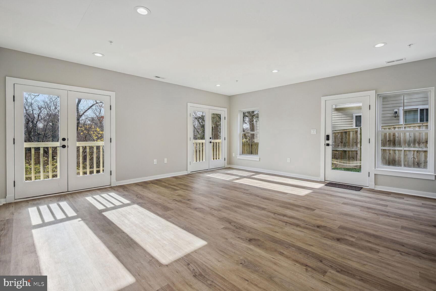 FOREST GLEN - Residential