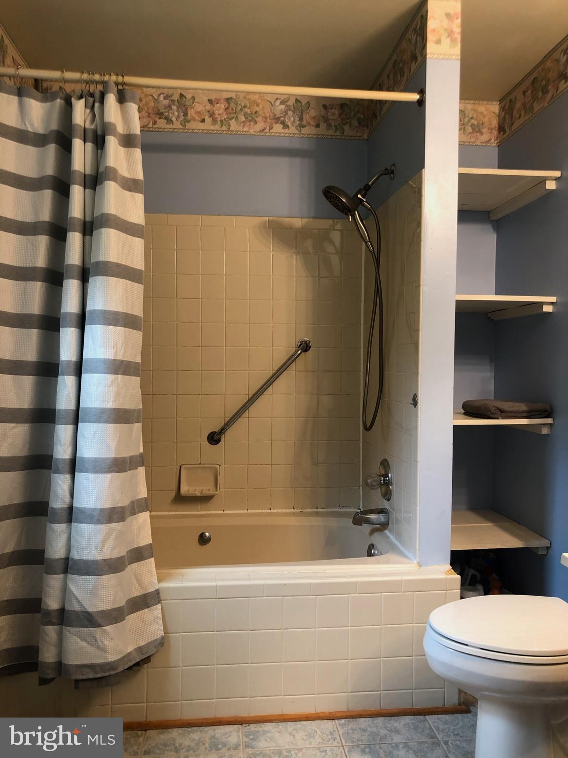 HOLLEYBROOKE - Residential