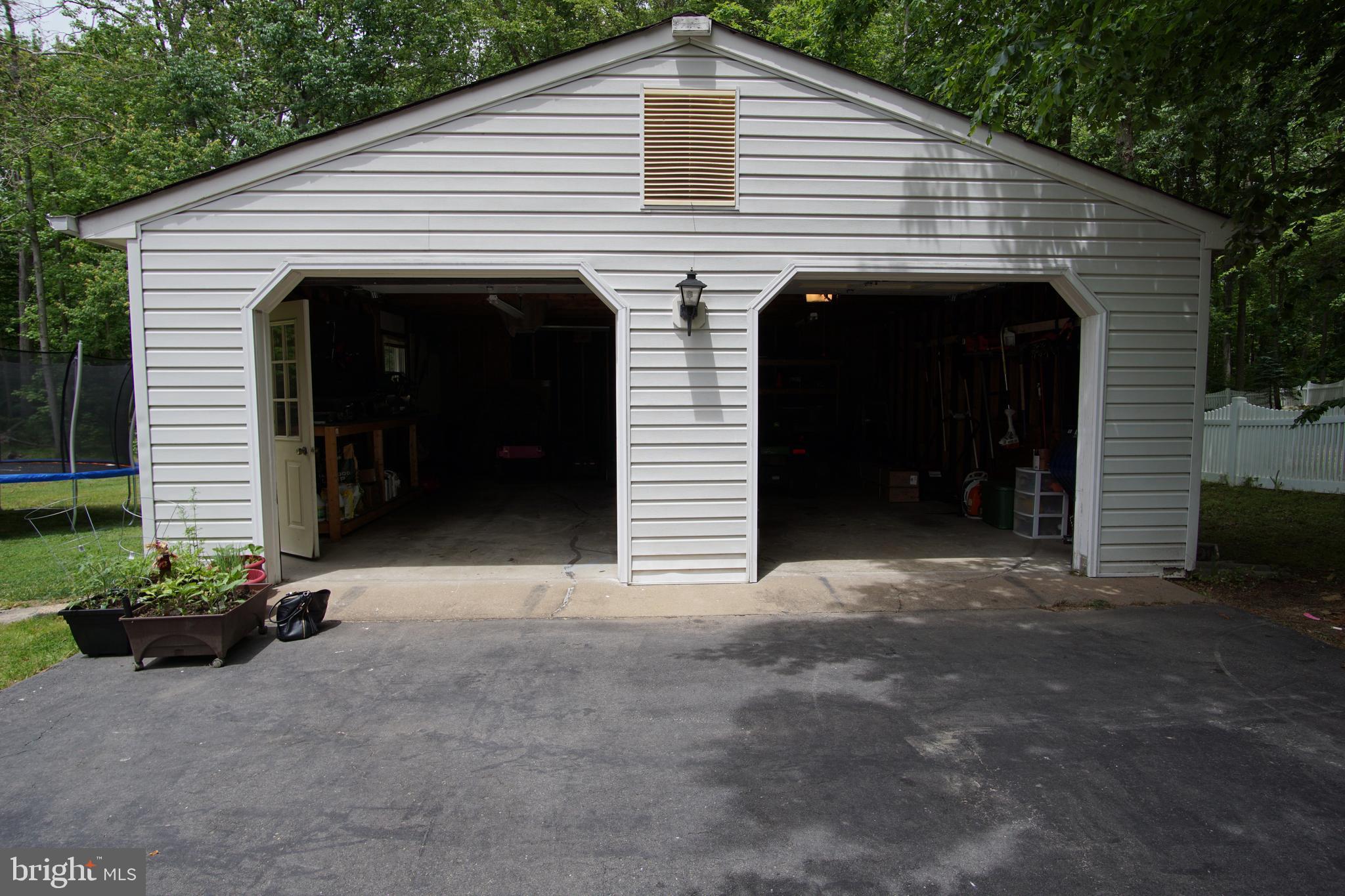 HOLLEYBROOKE - Residential