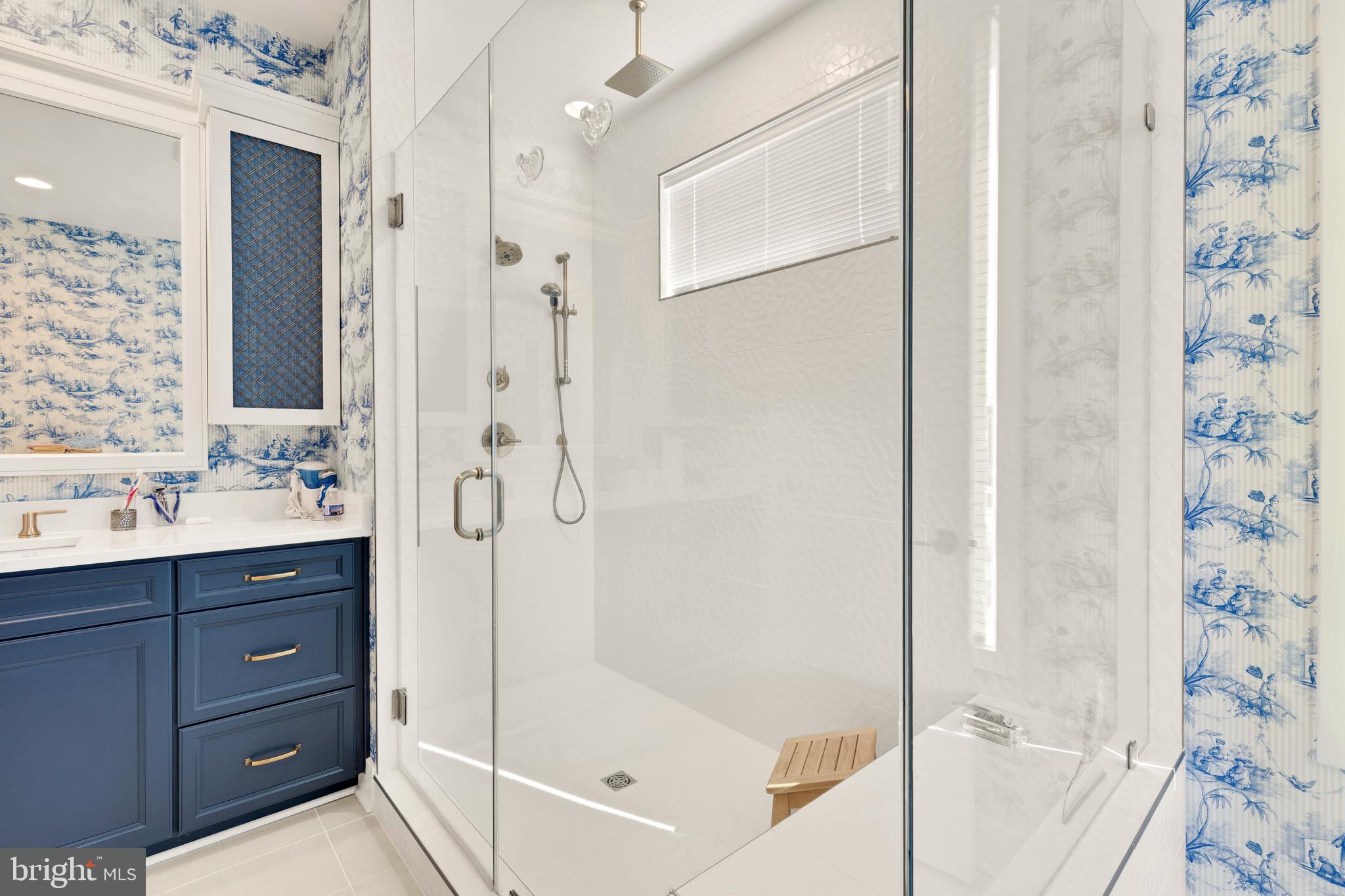 AMALYN - Residential