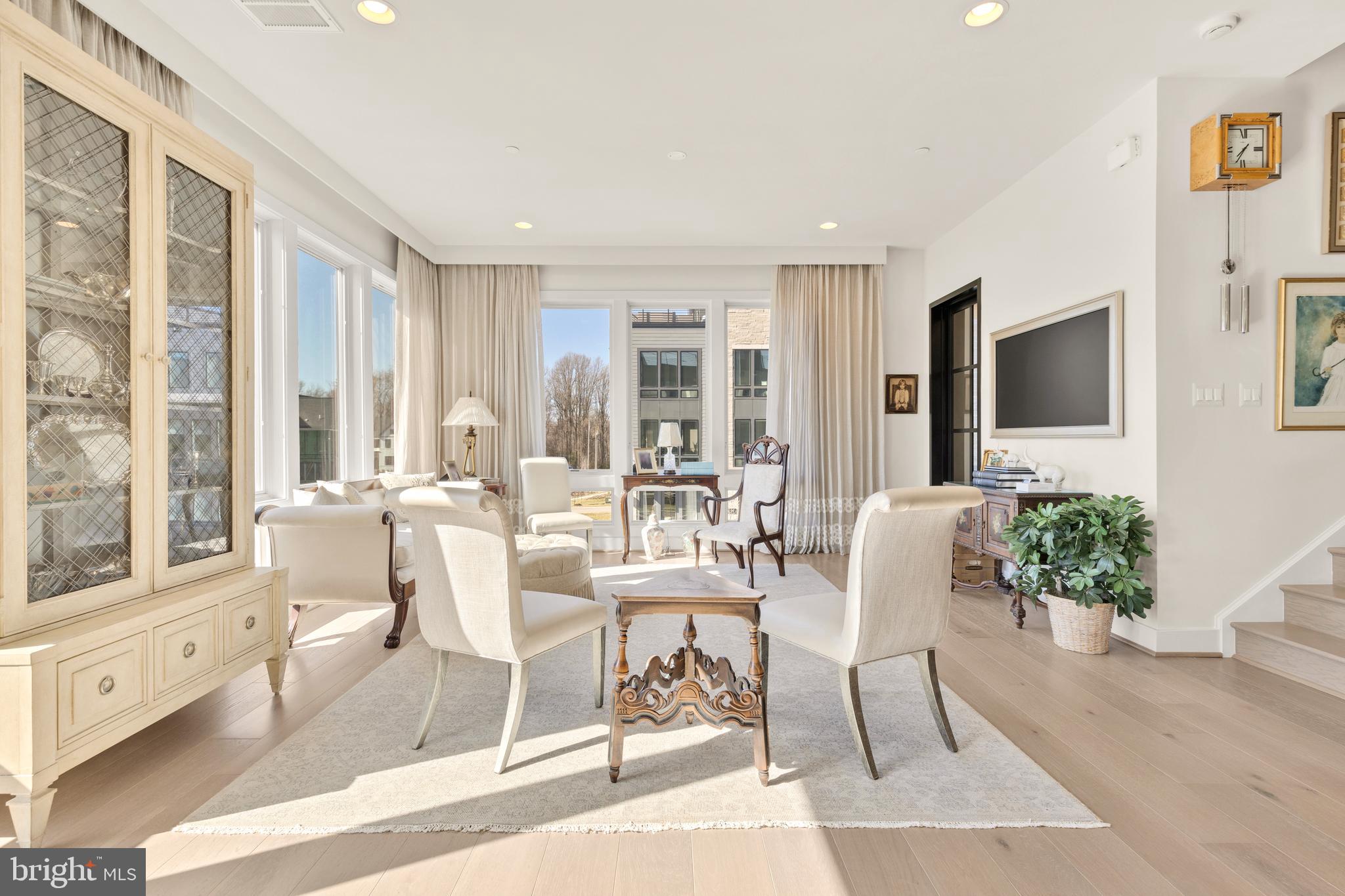 AMALYN - Residential