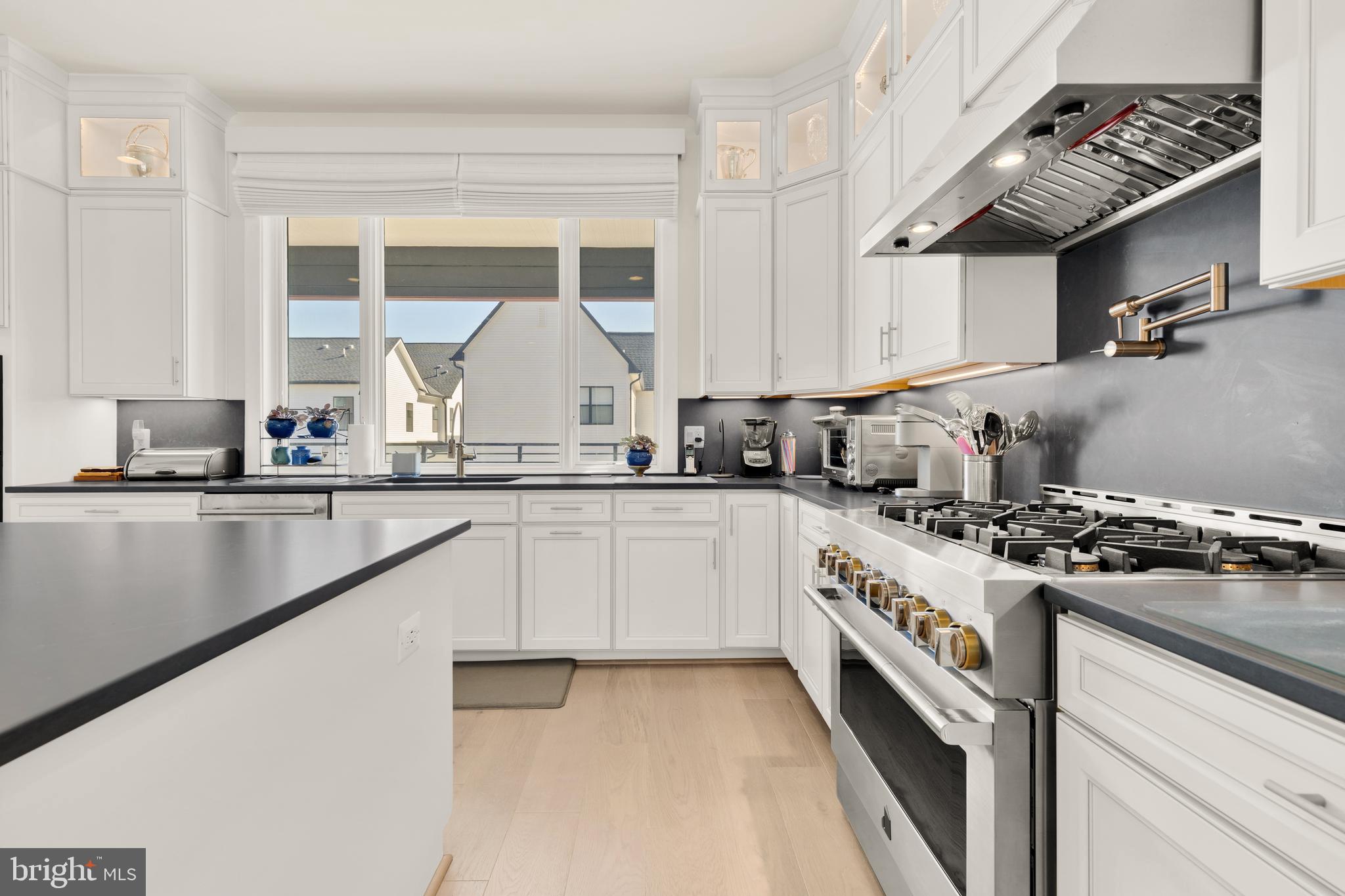 AMALYN - Residential