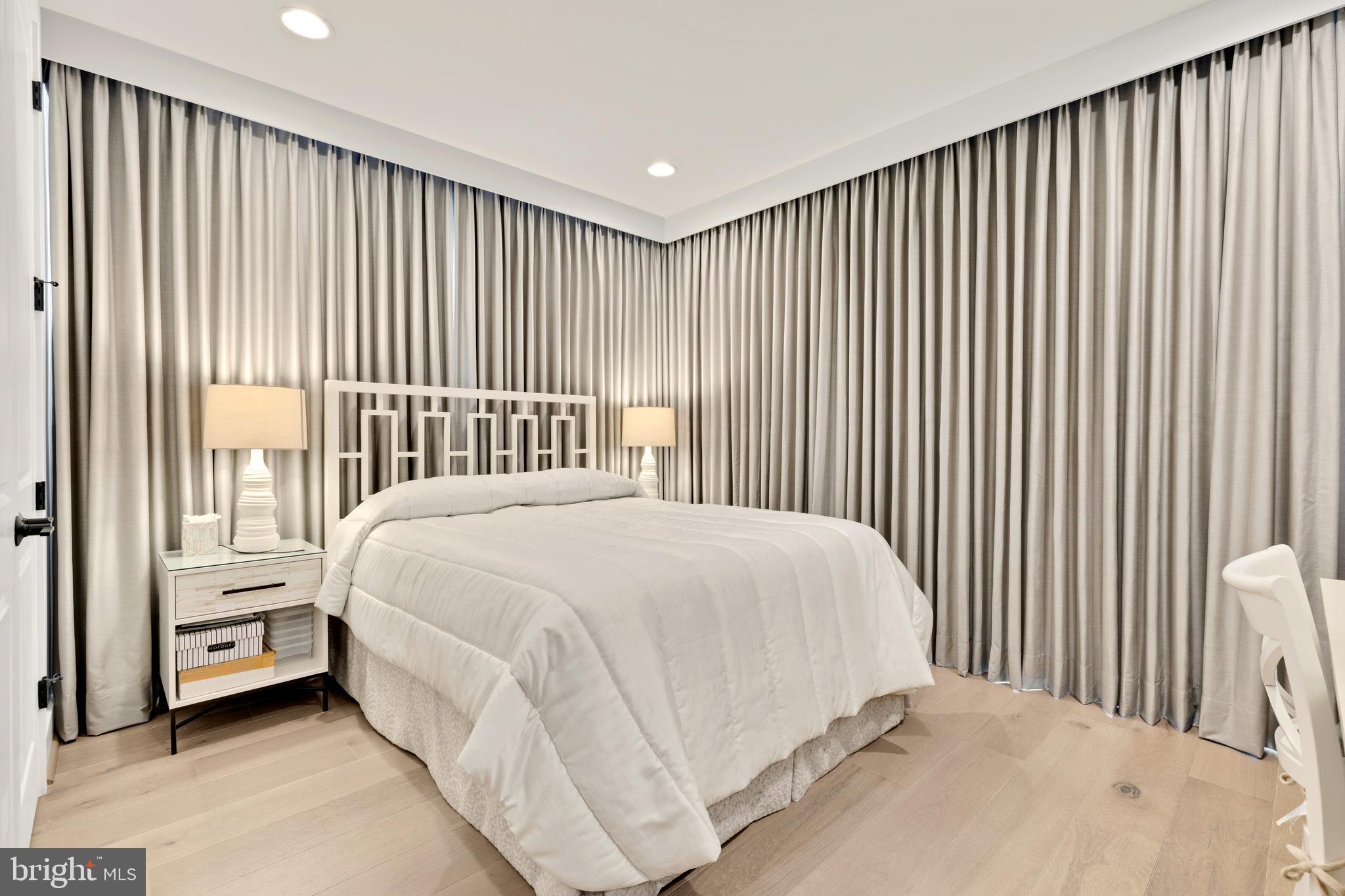 AMALYN - Residential