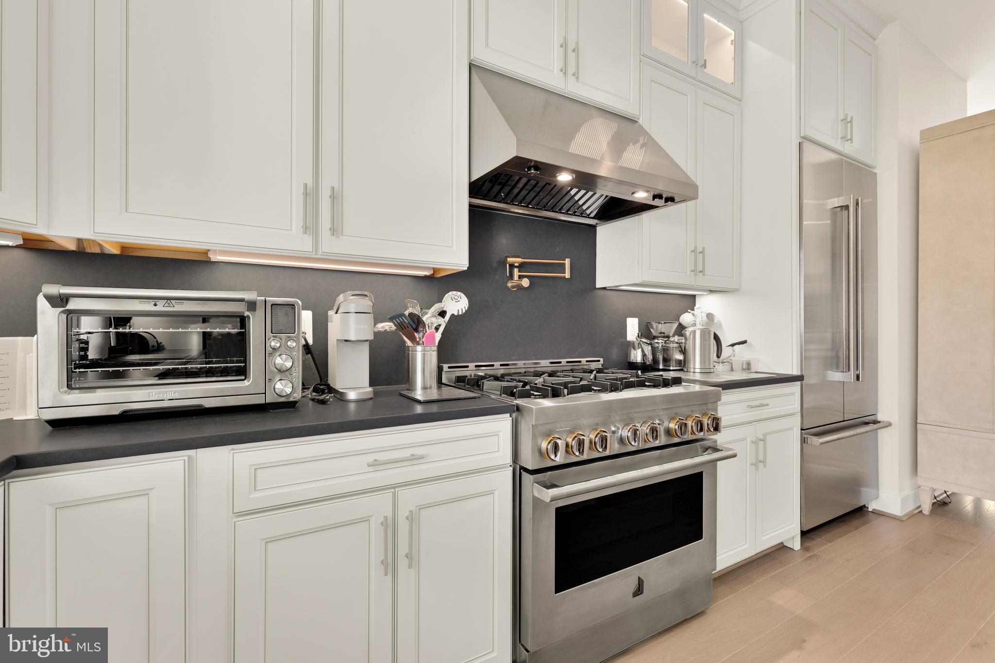 AMALYN - Residential