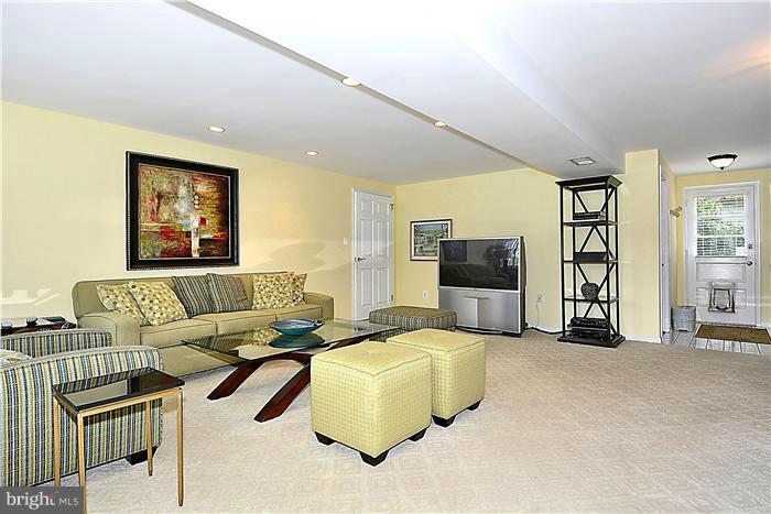 POTOMAC VALLEY - Residential