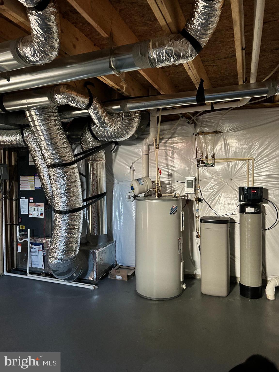 SHENANDOAH SPRINGS - Residential Lease