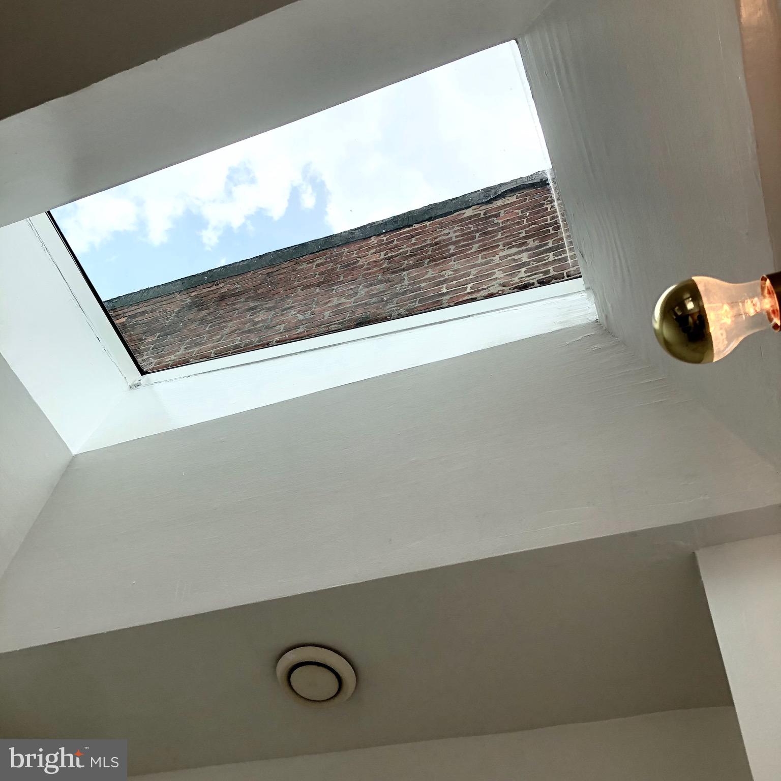 HOLLINS MARKET - Residential Lease