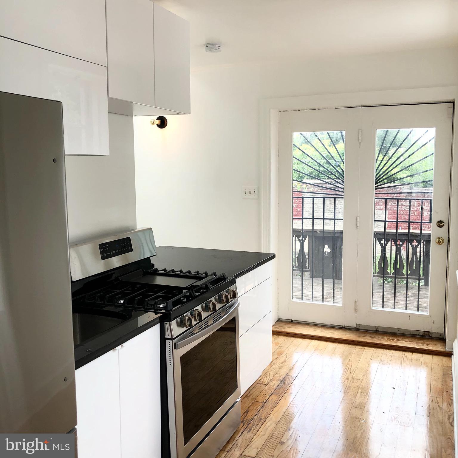 HOLLINS MARKET - Residential Lease