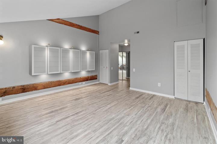 THE SHIPYARD - Residential Lease