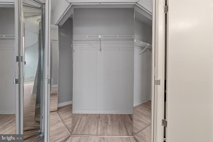 THE SHIPYARD - Residential Lease