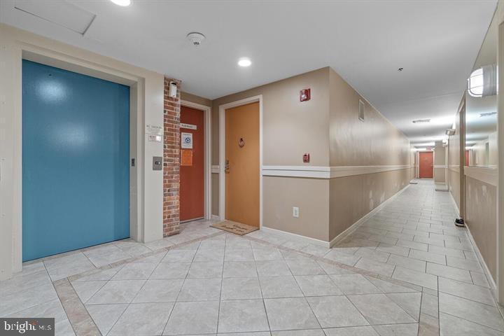 THE SHIPYARD - Residential Lease