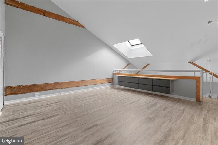 THE SHIPYARD - Residential Lease