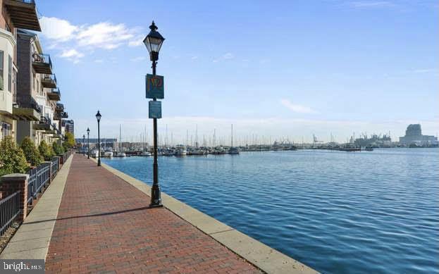 THE SHIPYARD - Residential Lease