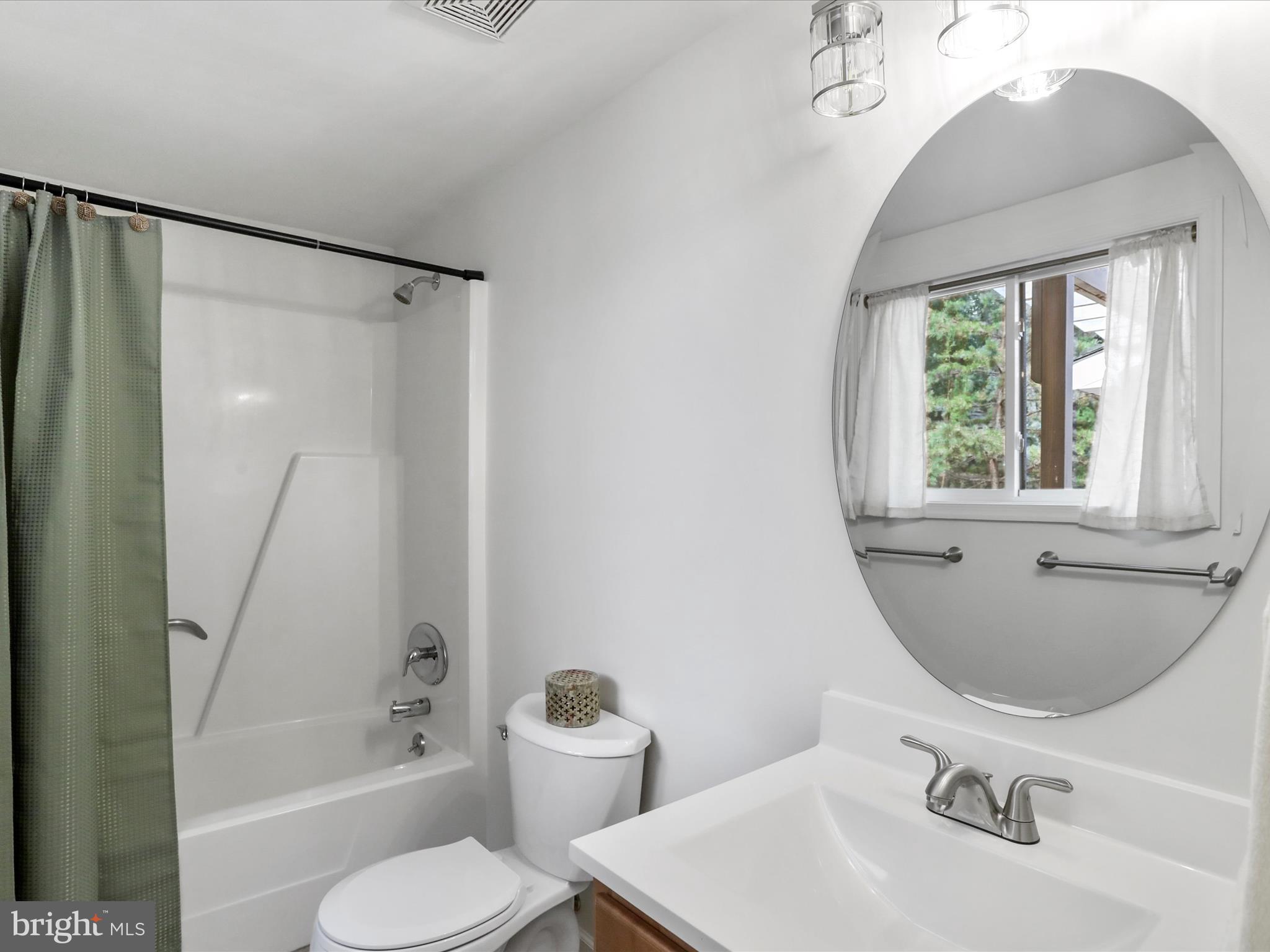 THE WOODS - Residential